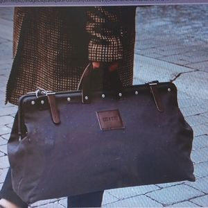 LINE OF TRADE..NEW!! LARGE WEEKENDER BAG